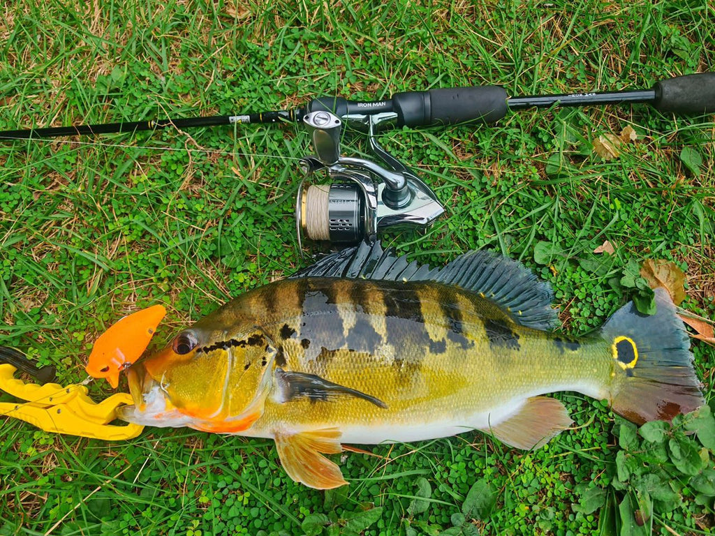 MAGAS Blockbuster-55 Subsurface soft silicone anti-snag fishing lure with patented Magnetic Anti-Snag System for shallow subsurface fishing