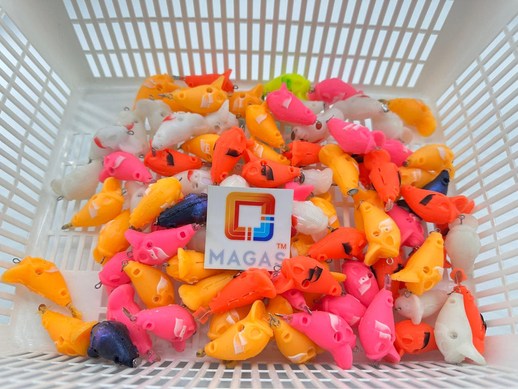 MAGAS Blockbuster-42 Subsurface soft silicone anti-snag fishing lure with patented Magnetic Anti-Snag System and removable glass rattle.